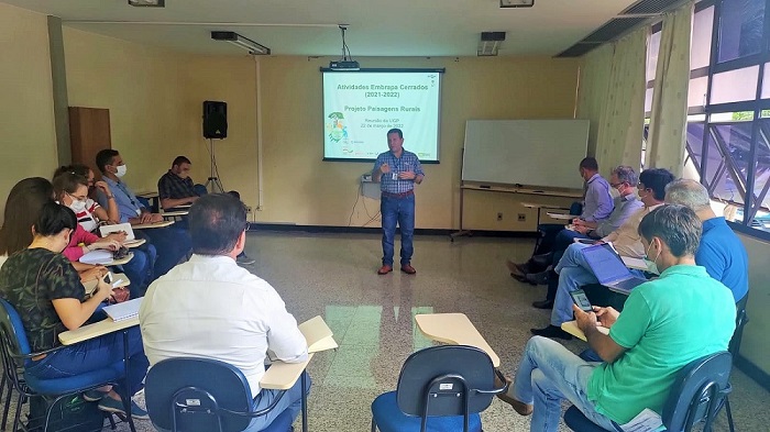 Reunião de avaliação do projeto